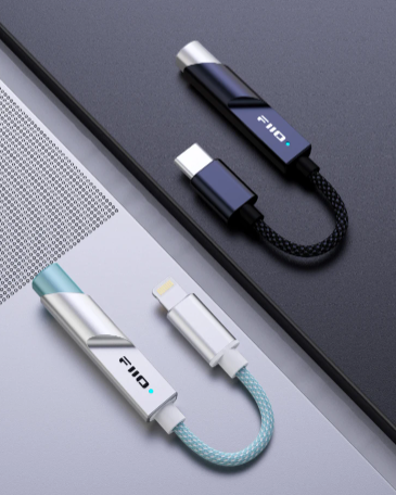 FiiO KA11 — компактний ЦАП-підсилювач (DAC/AMP)