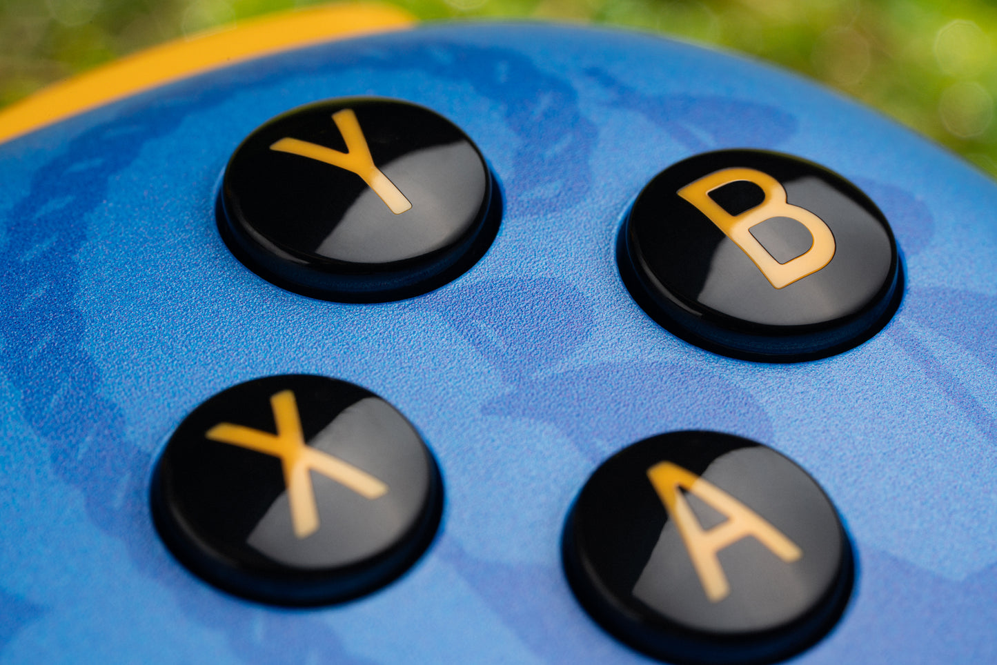 8BitDo Ultimate 3-mode Controller — Rare 40th Anniversary Edition